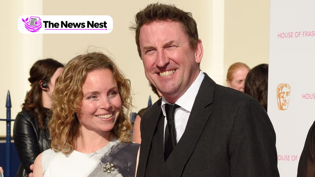 Lee Mack Wife Blind: The Truth About Tara McKillop, Explained Lee Mack Wife Blind